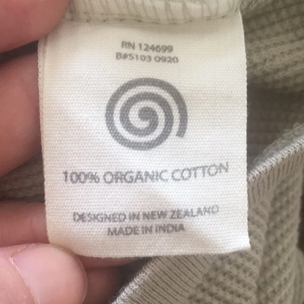 NWOT Nui Franco cotton kids turtleneck top shirt Sage green PJ Outerwear 12 M L